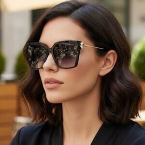 New! Chopard SCH371V 0700 Black Happy Hearts Women Sunglasses, Authentic